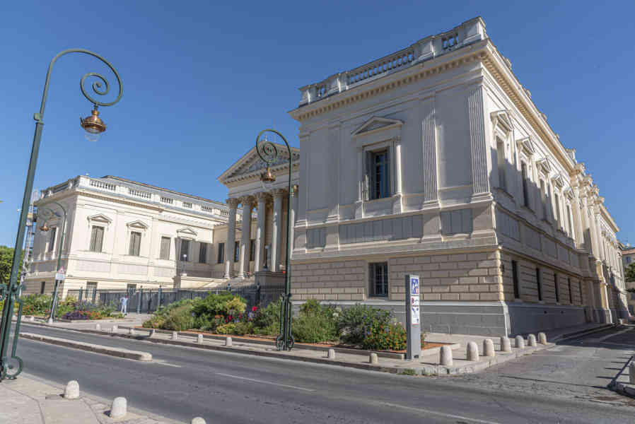 Francia - Montpellier 039 - Palacio de Justicia.jpg